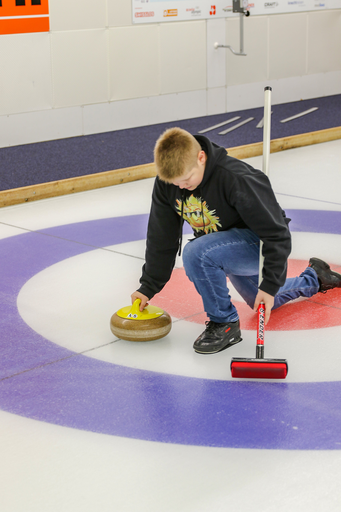 CURLING